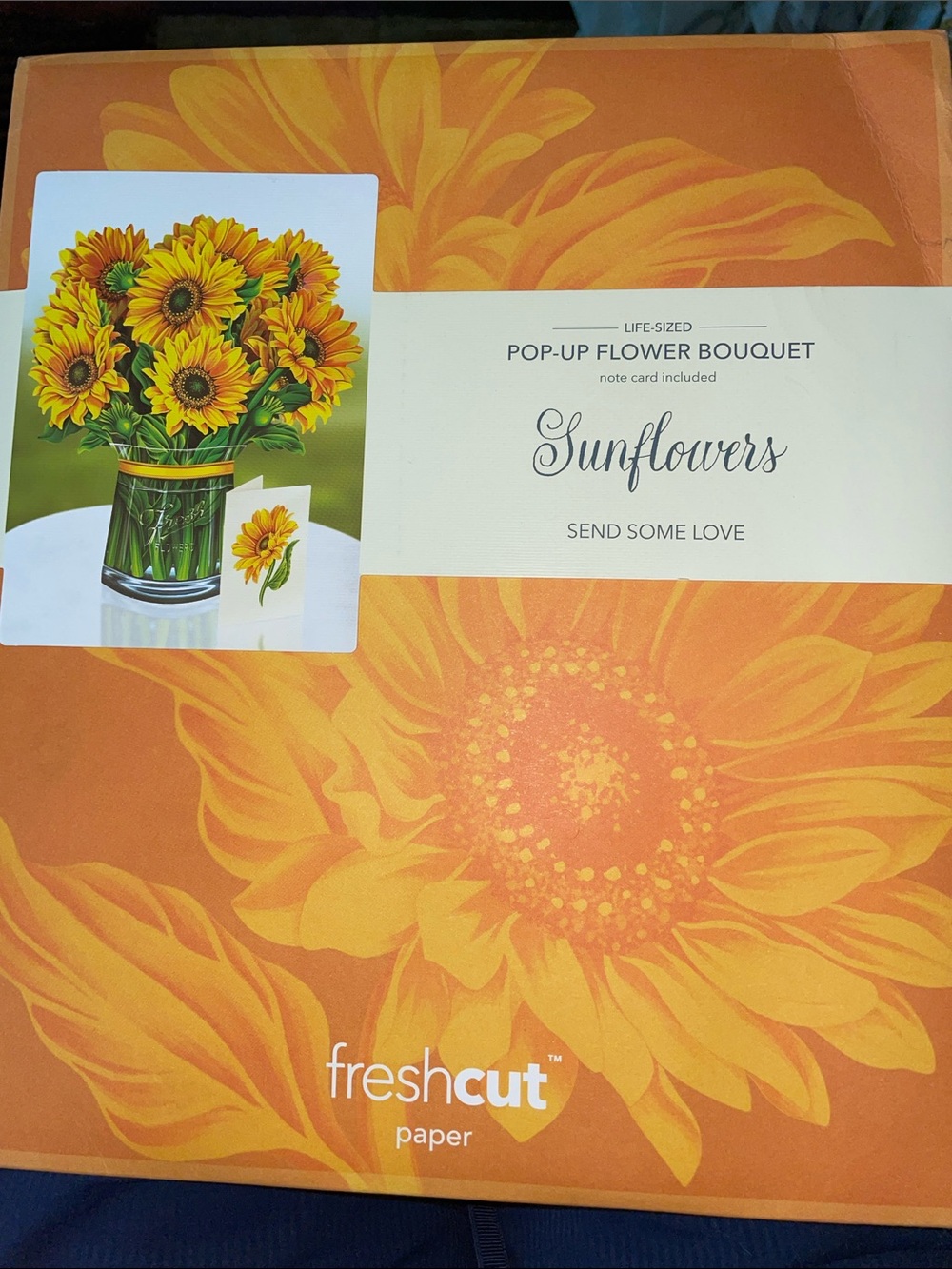 freshcut Sunflowers Pop-Up Flower Bouquet & Card - Yellow & Green